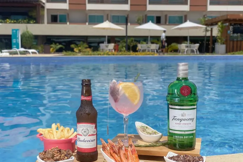 Café da manhã e refeições em Japaratinga Lounge Resort